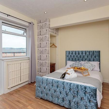 Gorgeous 3-Bed Flat, 15 Minutes To City Centre 에든버러 외부 사진