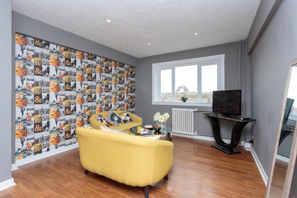 Gorgeous 3-Bed Flat, 15 Minutes To City Centre 에든버러 외부 사진