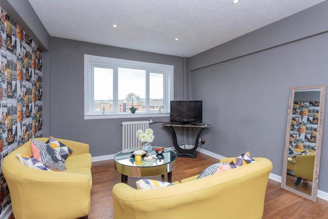 Gorgeous 3-Bed Flat, 15 Minutes To City Centre 에든버러 외부 사진