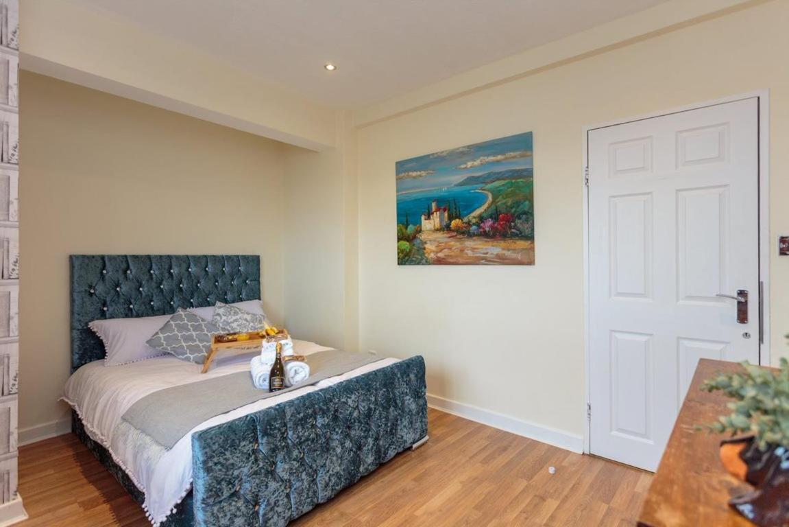 Gorgeous 3-Bed Flat, 15 Minutes To City Centre 에든버러 외부 사진